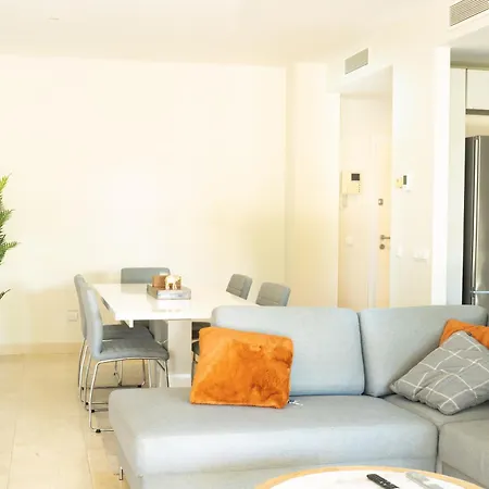 Apartment Bajo Encantador Y Familiar En Benahavis *